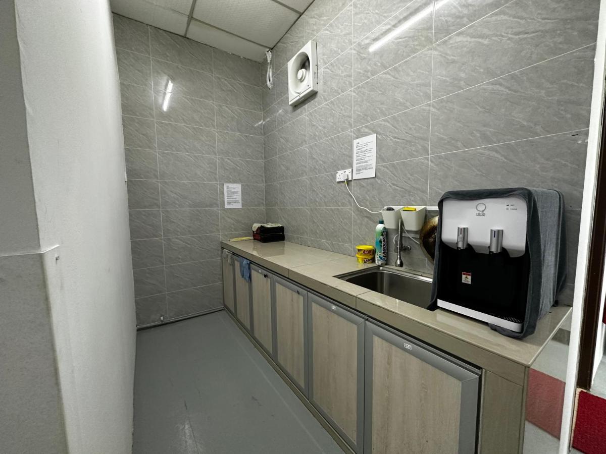 Wisma tamu Jiaxin Dormitory-setia Indah 家馨青年旅宿